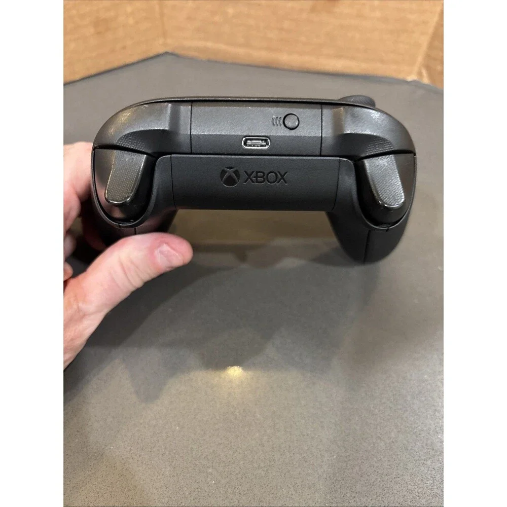 Original Microsoft Xbox Series X|S Wireless Controller Carbon Black 1914